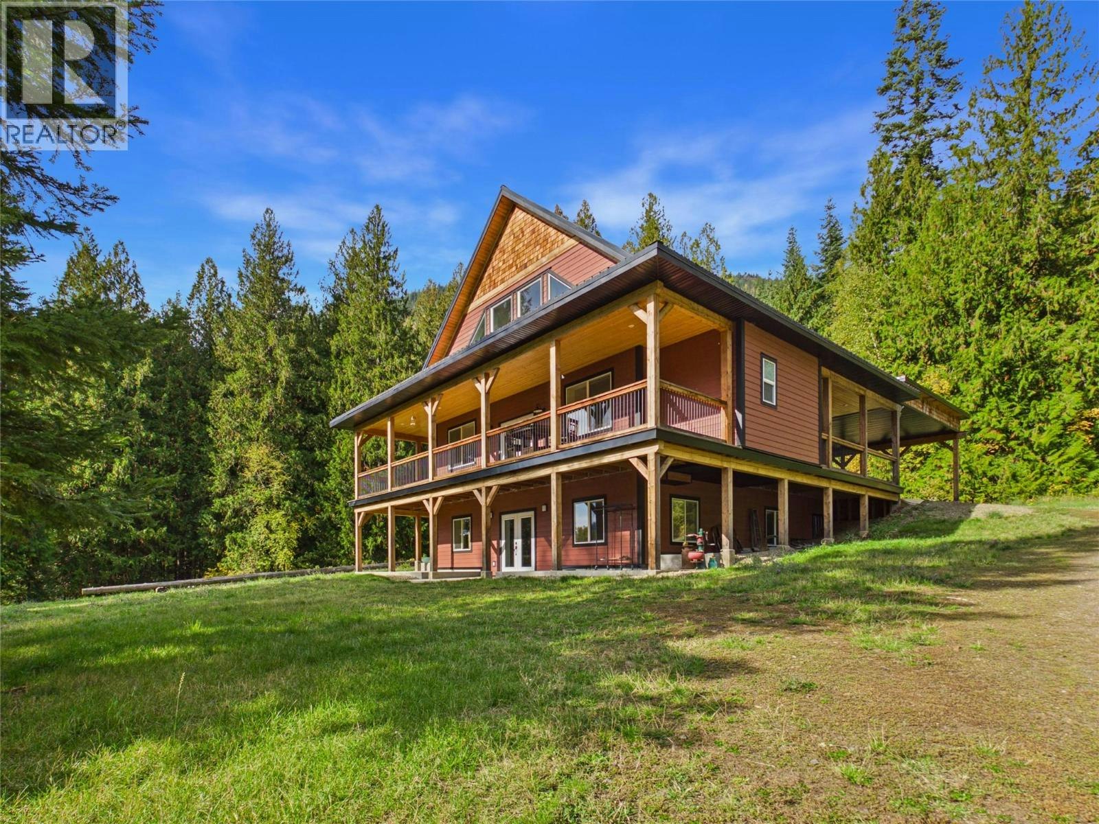 8774 6 Highway Highway, Salmo, BC, V0G 1Z0