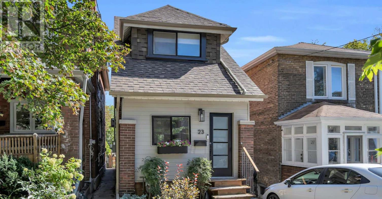 23 Aldridge Avenue, Toronto, ON, M4C 3W3 - 2