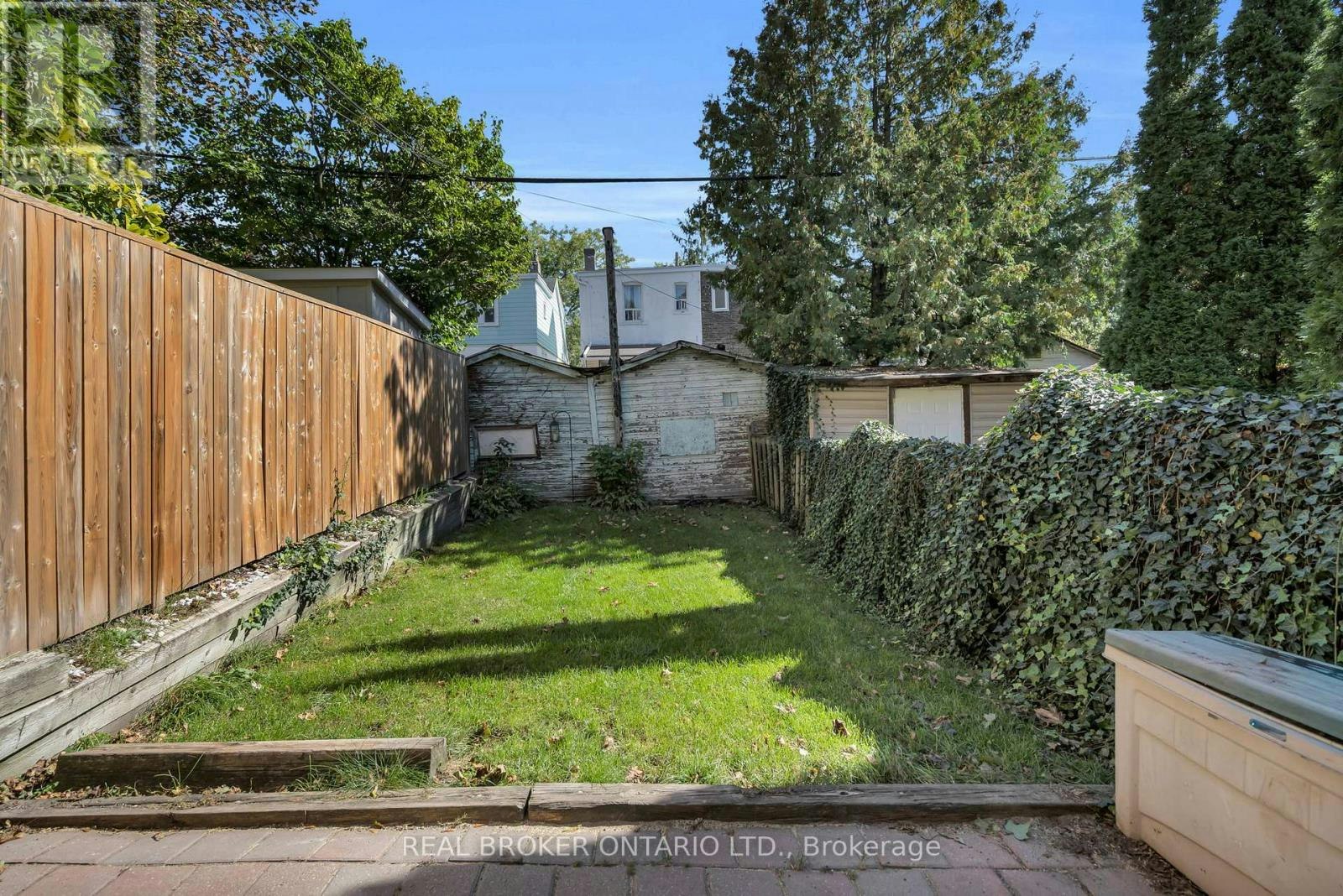 23 Aldridge Avenue, Toronto, ON, M4C 3W3 - 30