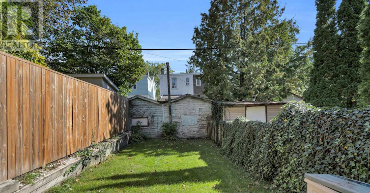 23 Aldridge Avenue, Toronto, ON, M4C 3W3 - 30