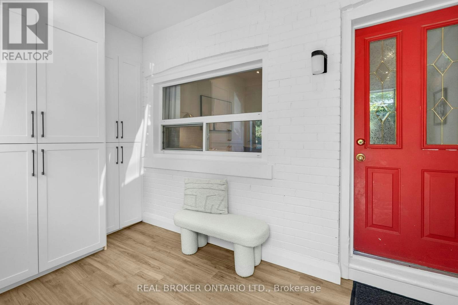 23 Aldridge Avenue, Toronto, ON, M4C 3W3 - 3