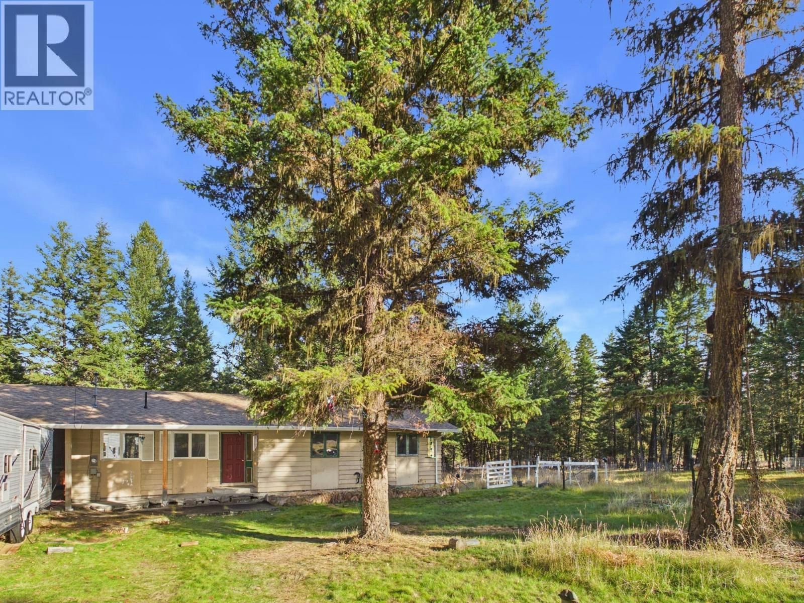 1389 Flett Road, Williams Lake, BC, V2G 4W8