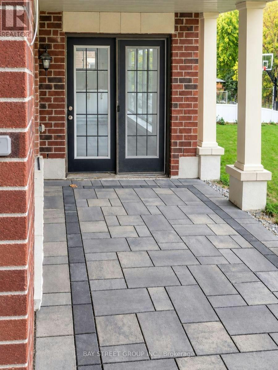 83 Glensteeple Trail, Aurora, ON, L4G 3T1 - 4