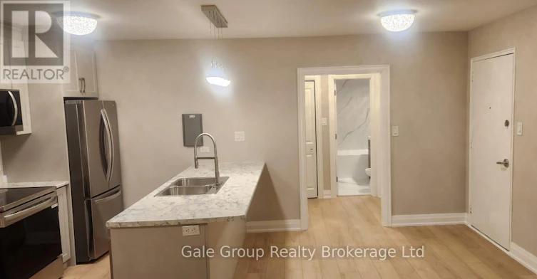 2-25 Paisley Boulevard E, Mississauga, ON, L5A 1P3 - 3