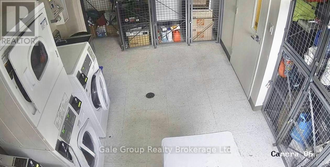 2-25 Paisley Boulevard E, Mississauga, ON, L5A 1P3 - 10