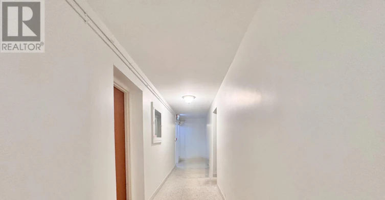 2-25 Paisley Boulevard E, Mississauga, ON, L5A 1P3 - 2