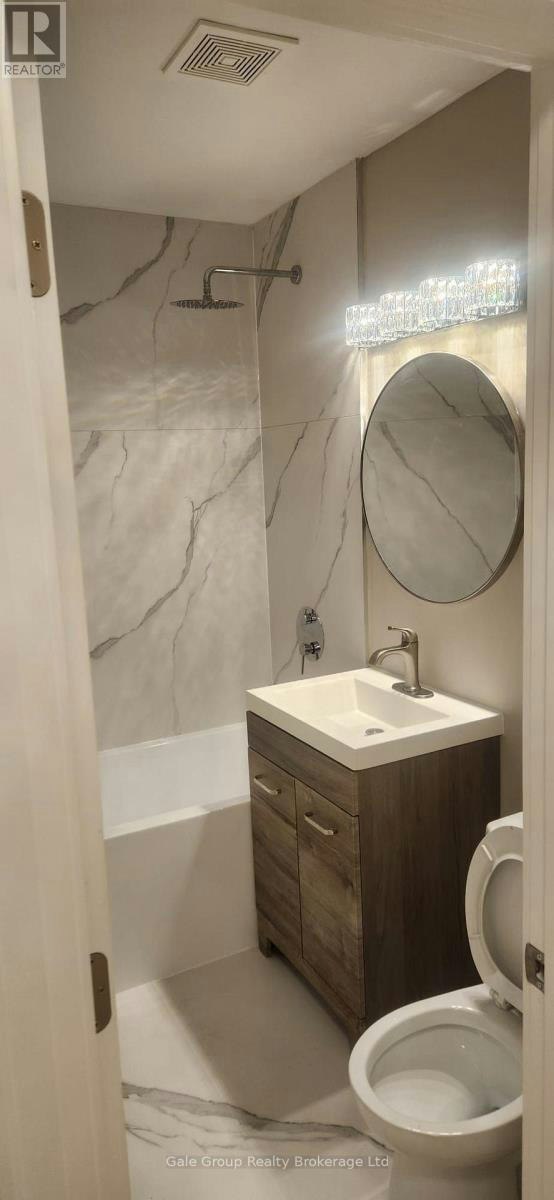 2-25 Paisley Boulevard E, Mississauga, ON, L5A 1P3 - 7