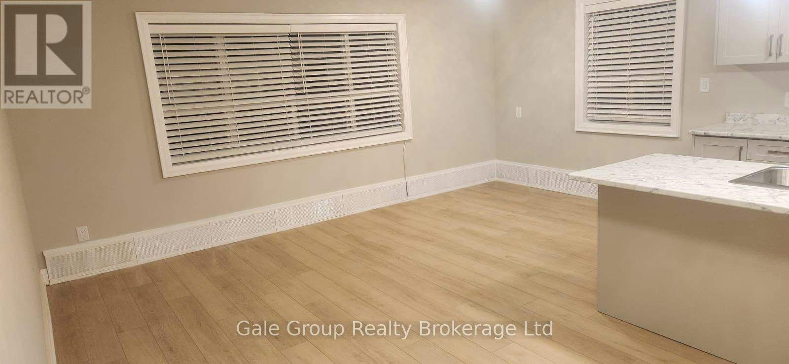 2-25 Paisley Boulevard E, Mississauga, ON, L5A 1P3 - 5