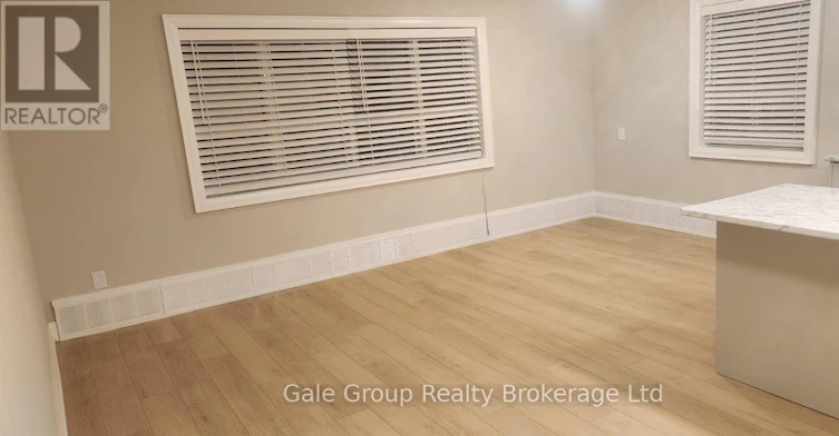 2-25 Paisley Boulevard E, Mississauga, ON, L5A 1P3 - 5