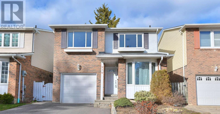 976 Raintree Lane, Mississauga, ON, L5H 3Y6