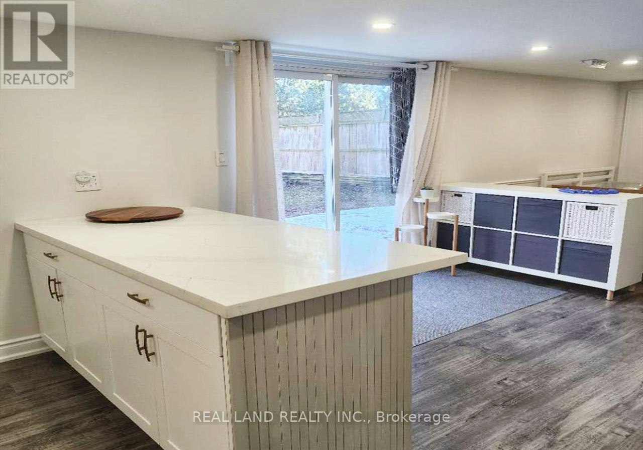 BASEMENT-65 Glentworth Road, Toronto, ON, M2J 2E7 - 2