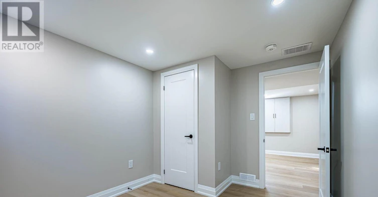 BASEMENT-135 Nugent Drive, Hamilton, ON, L8H 2N3 - 24