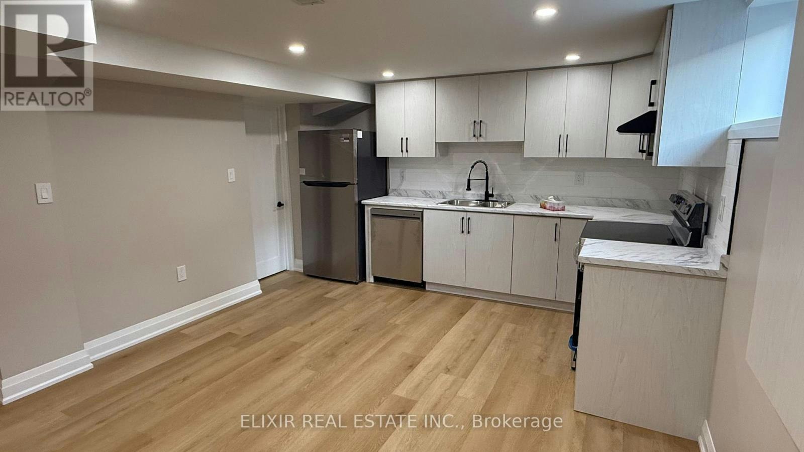 BASEMENT-135 Nugent Drive, Hamilton, ON, L8H 2N3 - 16
