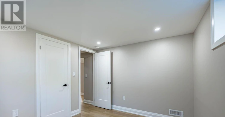 BASEMENT-135 Nugent Drive, Hamilton, ON, L8H 2N3 - 29