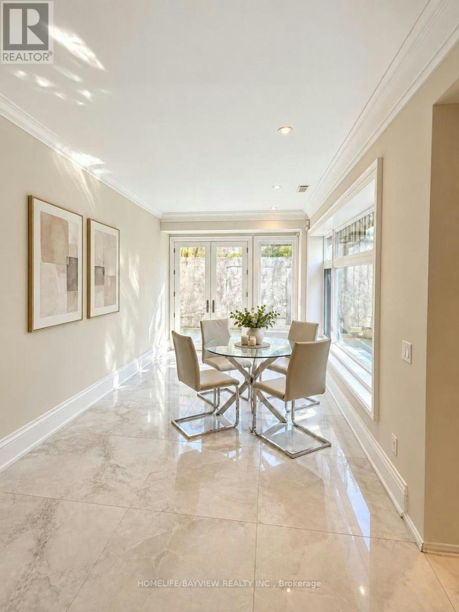 26 Walmer Road, Richmond Hill, ON, L4C 3W7 - 9
