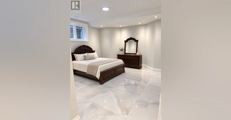 26 Walmer Road, Richmond Hill, ON, L4C 3W7 - 5