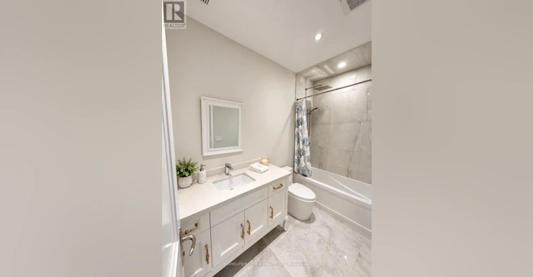 26 Walmer Road, Richmond Hill, ON, L4C 3W7 - 7