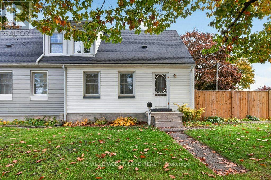 29 Elmina Street, St. Thomas, ON, N5R 4A3