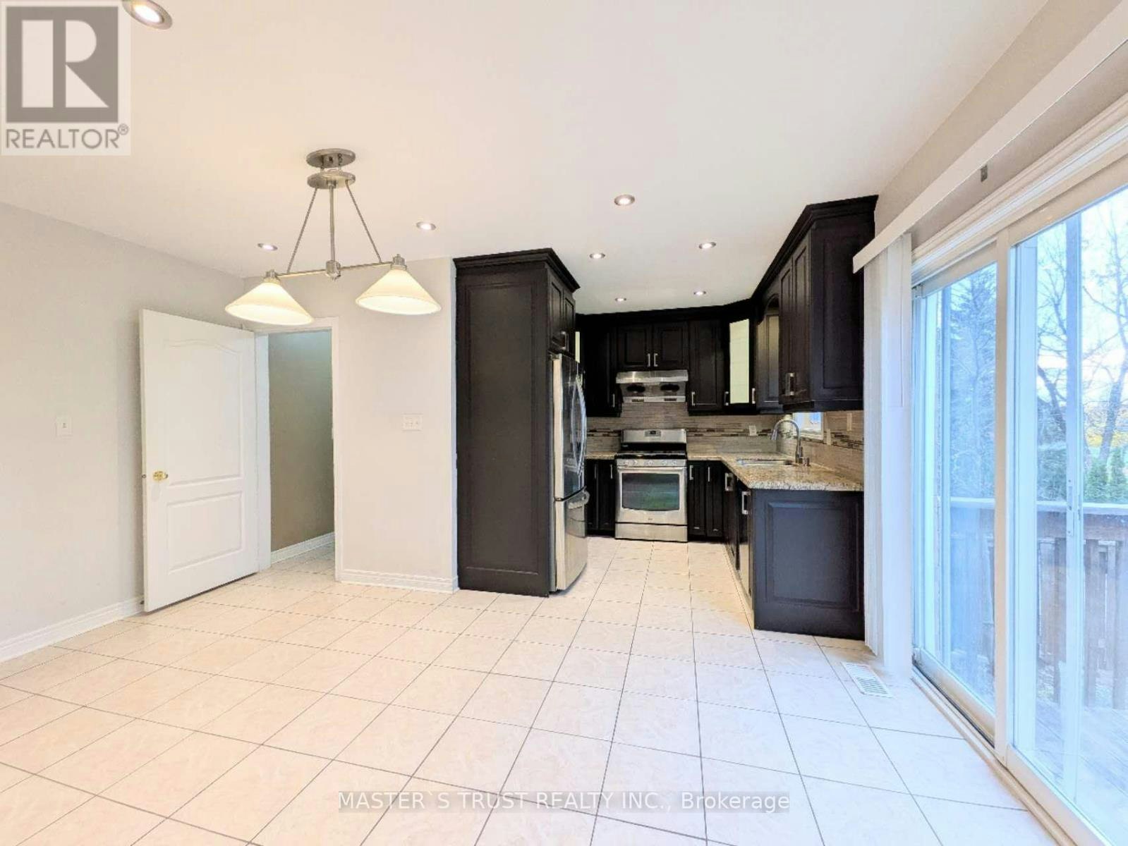 626 Society Crescent, Newmarket, ON, L3X 2V8 - 9