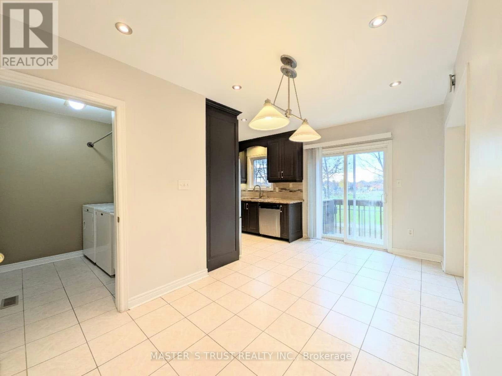 626 Society Crescent, Newmarket, ON, L3X 2V8 - 11