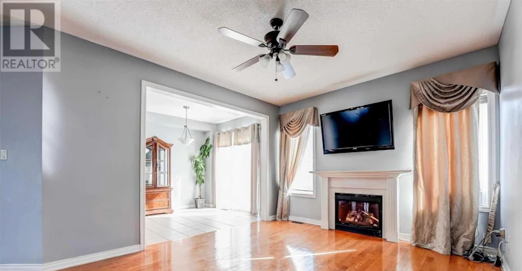 31 Vincent Street, Brampton, ON, L6R 0G8 - 7