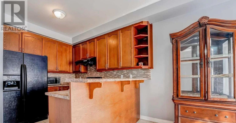 31 Vincent Street, Brampton, ON, L6R 0G8 - 8