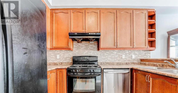 31 Vincent Street, Brampton, ON, L6R 0G8 - 9