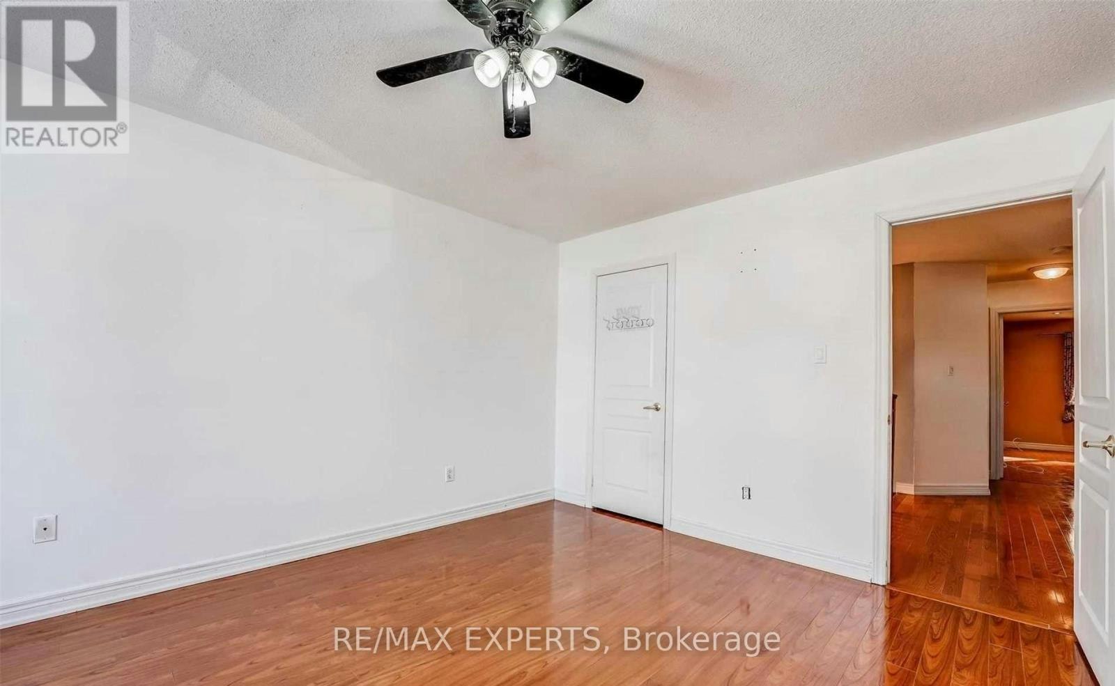 31 Vincent Street, Brampton, ON, L6R 0G8 - 15