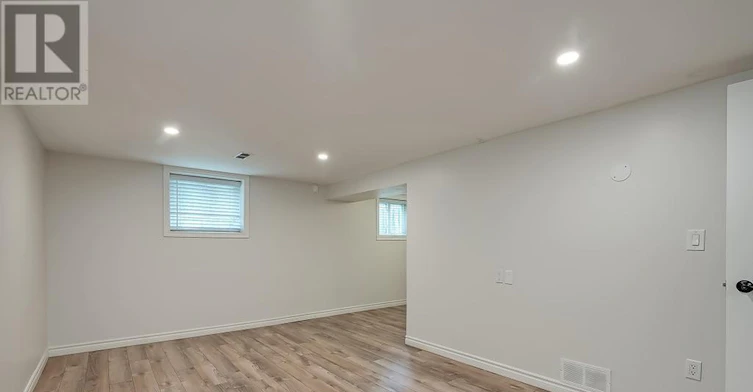 LOWER-7 Garside Avenue S, Hamilton, ON, L8K 2V7 - 5