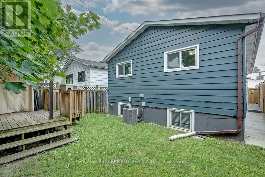 LOWER-7 Garside Avenue S, Hamilton, ON, L8K 2V7 - 10