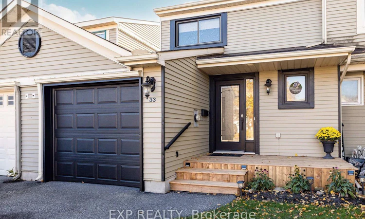 33 Shearer Crescent