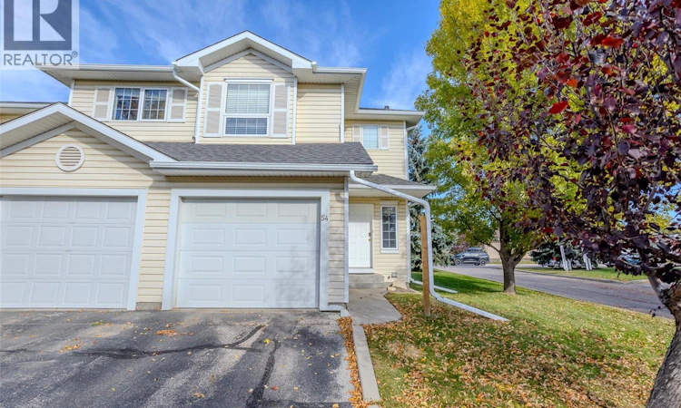 54-111 Fairbrother Crescent