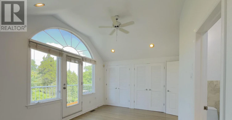 MAIN-116 Cranbrooke Avenue, Toronto, ON, M5M 1M7 - 31