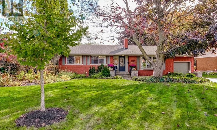 2228 Clarendon Park Drive