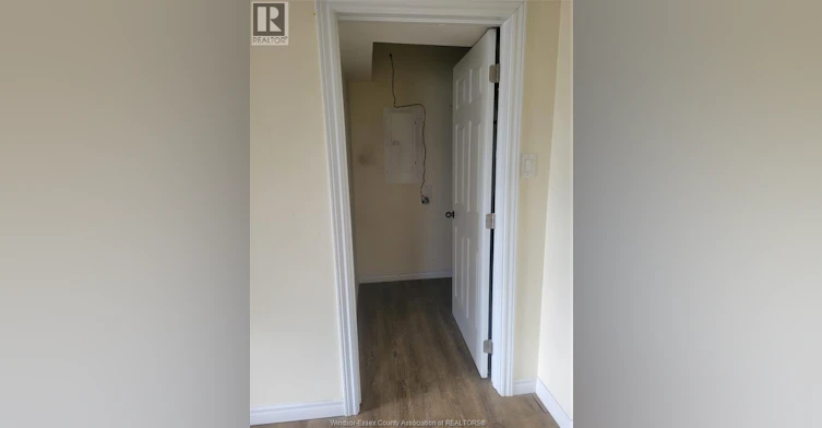 UPPER-372 Louis, Windsor, ON, N9A 1W4 - 13