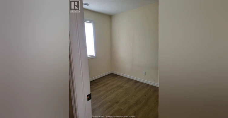 UPPER-372 Louis, Windsor, ON, N9A 1W4 - 11