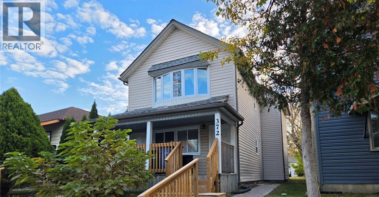 UPPER-372 Louis, Windsor, ON, N9A 1W4