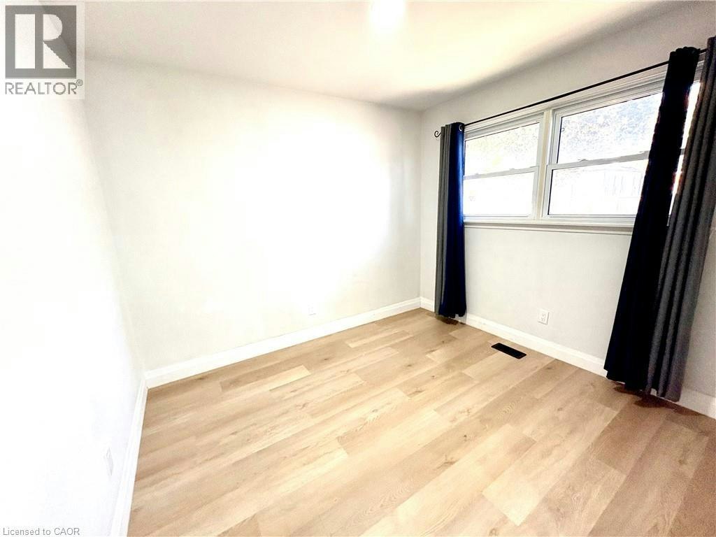 Upper-292 Woodward Avenue, Milton, ON, L9T 1V2 - 10