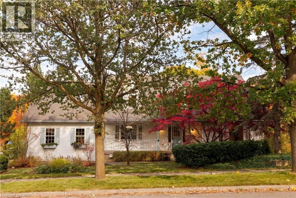 575 Hemingway Place, Waterloo, ON, N2T 1Z4