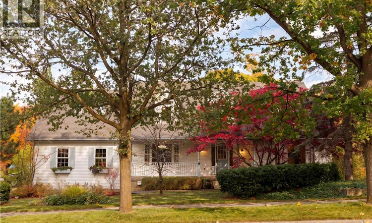 575 Hemingway Place