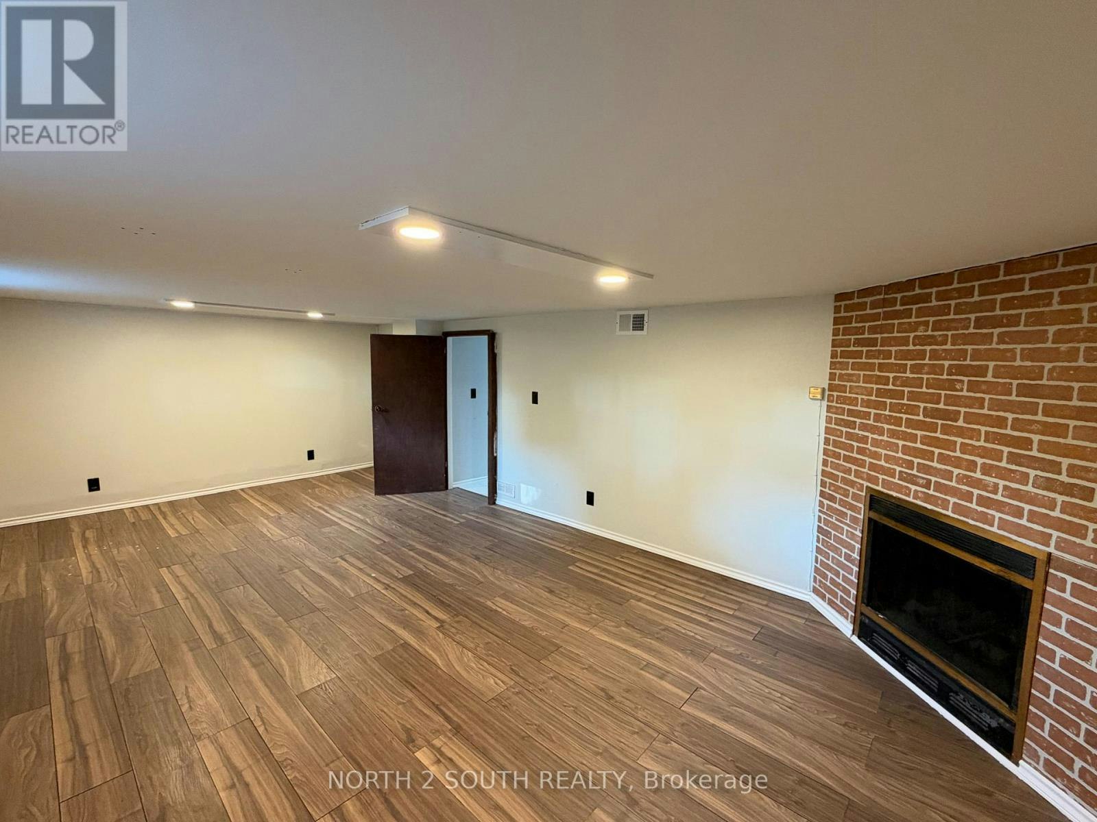 LOWER-998 Warden Avenue, Toronto, ON, M1R 2P1 - 12