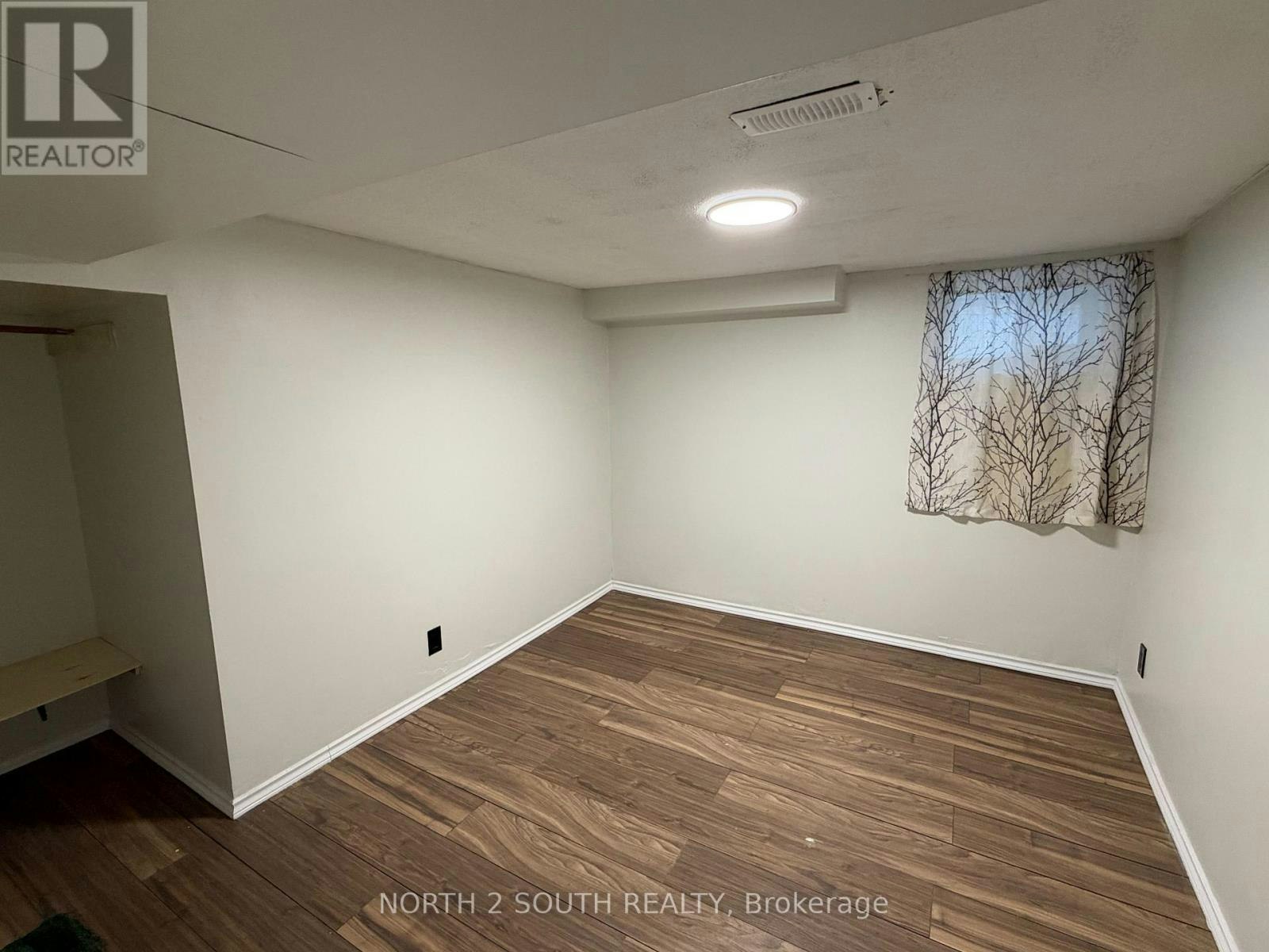 LOWER-998 Warden Avenue, Toronto, ON, M1R 2P1 - 7