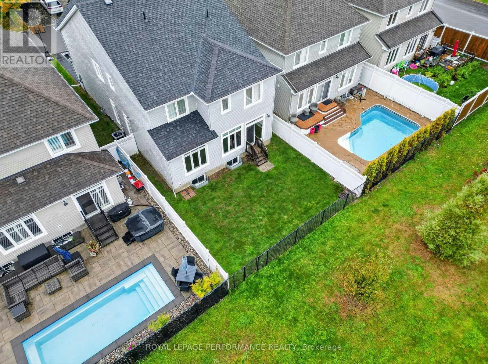 816 Azure Street, Ottawa, ON, K4A 0T7 - 40