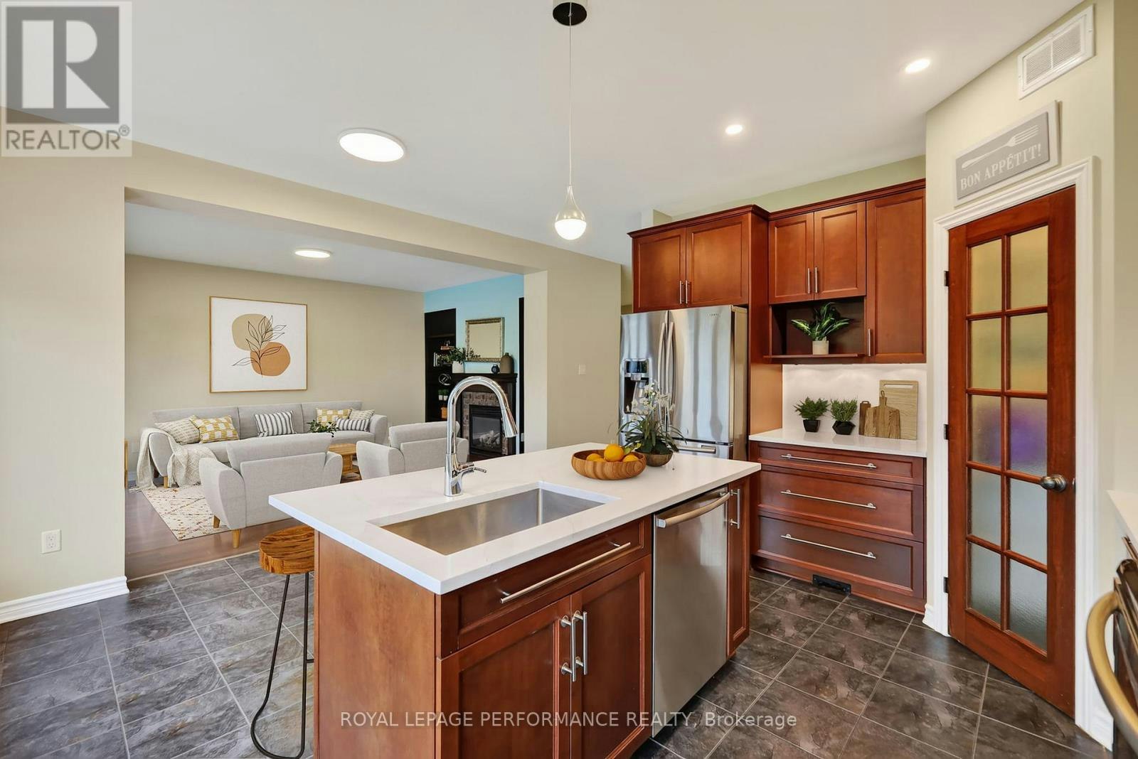 816 Azure Street, Ottawa, ON, K4A 0T7 - 11