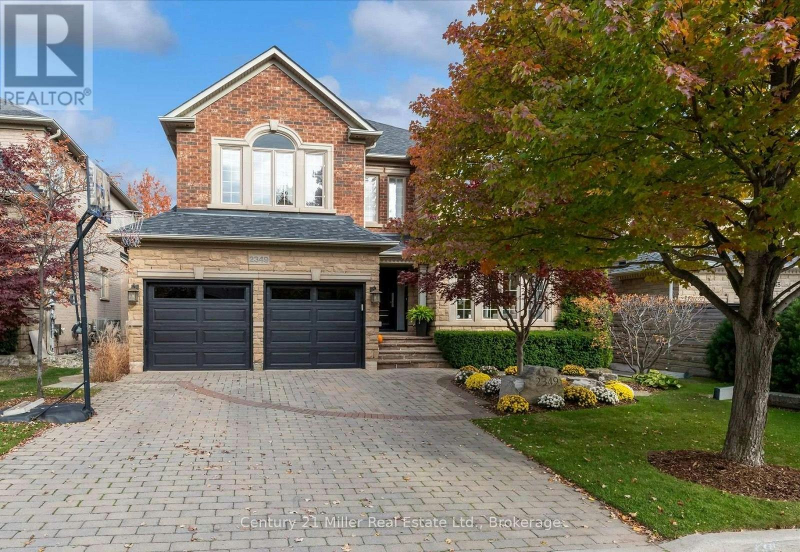 2349 Presquile Drive, Oakville, ON, L6H 7P9