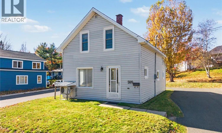 599 Canada Street