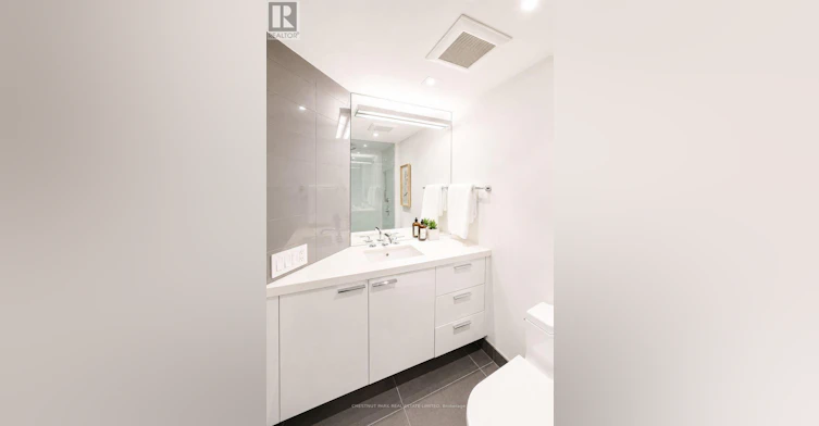 702-1177 Yonge Street, Toronto, ON, M4T 2Y4 - 35