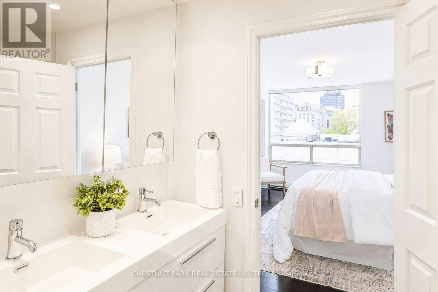 702-1177 Yonge Street, Toronto, ON, M4T 2Y4 - 24