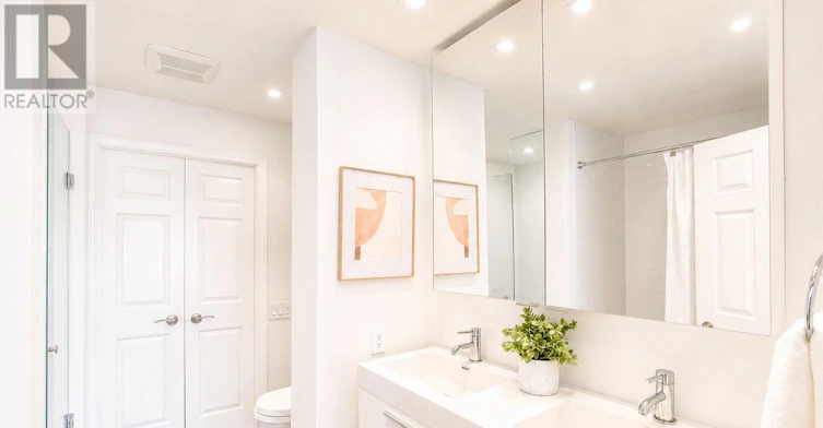 702-1177 Yonge Street, Toronto, ON, M4T 2Y4 - 25