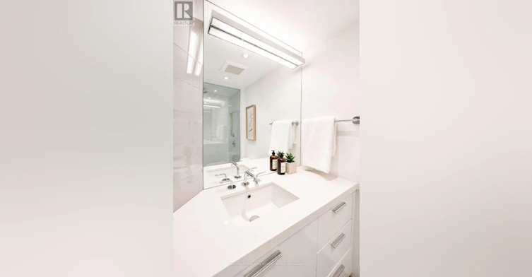 702-1177 Yonge Street, Toronto, ON, M4T 2Y4 - 34